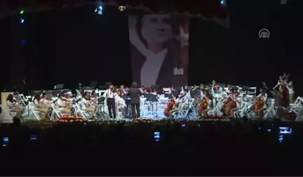 Mozart Ödüllü Ali İnsan İzmir'de Sahne Aldı