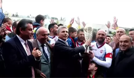 Hekimoğlu Trabzon, Şampiyonluk Kupasını Kaldırdı