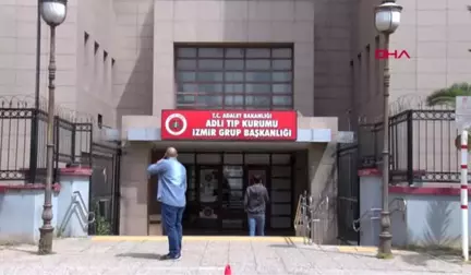 İzmir Siyanürlü Şerbetten İçen Anne ve Baba Öldü, 3 Kardeş Tedavi Altında -