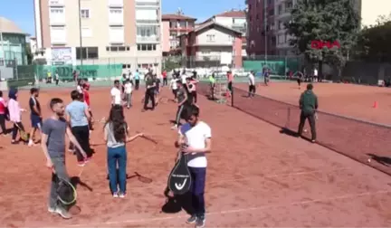 Spor Burdur'da Tenis Antrenörlük Kursu