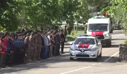 Kayıp Muhabiri Arama Çalışmalarında Suya Kapılarak Şehit Olan Askerler İçin Tören Düzenlendi