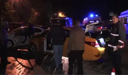 Başkentte Trafik Kazası: 2 Yaralı