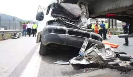 İzmir'de Zincirleme Kaza 1 Ölü