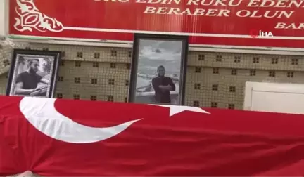 Antalya'da Öldürülen Arkeolog Gözyaşları İçinde Son Yolculuğuna Uğurlandı