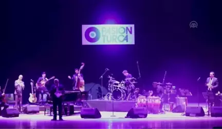 Pink Martini Başkentte Konser Verdi