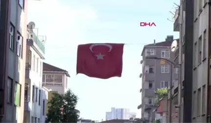 İSTANBUL- ŞEHİT SUBAYIN MALTEPE'DEKİ BABA EVİNE ATEŞ DÜŞTÜ