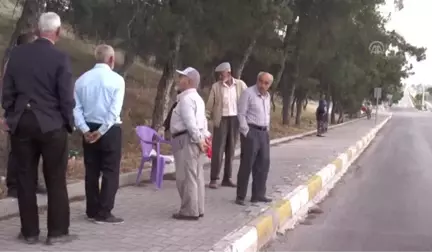 Pamukkale yolunu trafiğe kapattılar