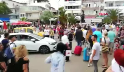 BALIKESİR AVŞA ADASI'NDA BAYRAM YOĞUNLUĞU