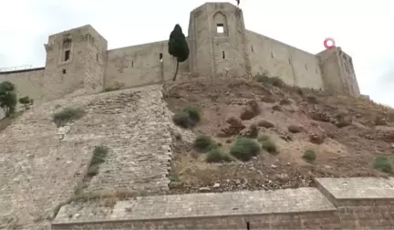 Tarihi Gaziantep Kalesi'ne yoğun ilgi