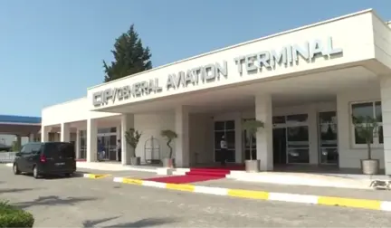 Bar Refaeli, Antalya'ya geldi