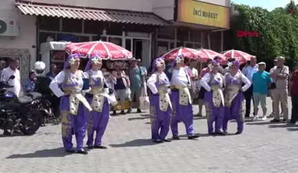 İZMİR ARNAVUT BÖREĞİ FESTİVALİ'NE YOĞUN İLGİ