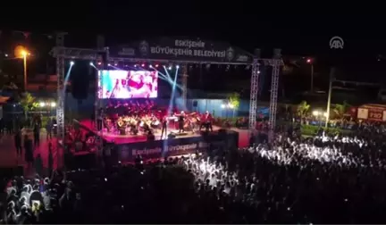 Senforock Orkestrası Eskişehirlileri coşturdu