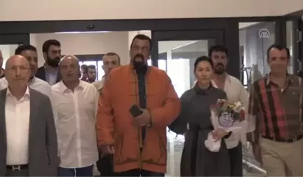 ABD'li aktör Steven Seagal, Türkiye'ye geldi