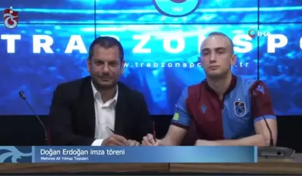 Trabzonspor'da Doğan Erdoğan için imza töreni düzenlendi