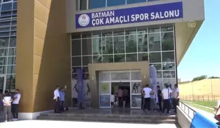 Vali Şahin'den yaz kurslarına katılan öğrencilere ziyaret