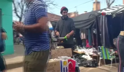 Hayallerinin peşine düşen gençler, un helvası satarak dünyayı geziyorÇocukluk arkadaşı olan 26...