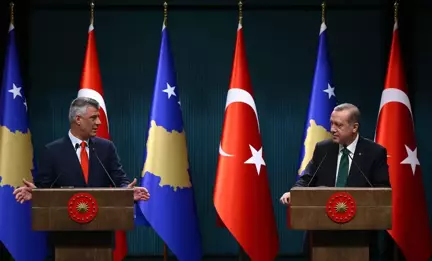 Erdoğan'dan Kosovalı Gazeteciye: Türkiye'nin Gücü Vardı, Kosova Dayanamaz!