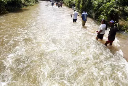 Sri Lanka ve Doğu Hindistan'da Sel: 200 Ölü