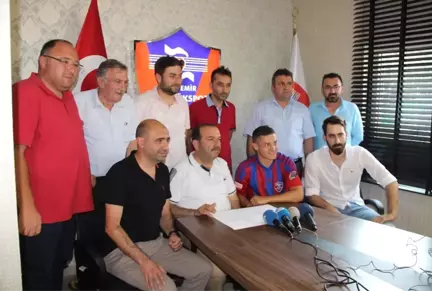 Karabükspor, Troje ile 1 Yıllık Sözleşme İmzaladı