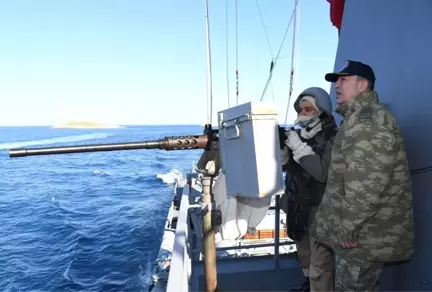 Genelkurmay Başkanı Akar'dan Kardak'a Sürpriz Ziyaret