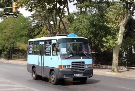 İstanbul'daki Minibüslerde Yeni Dönem: Tamamına Panik Butonu Takılıyor