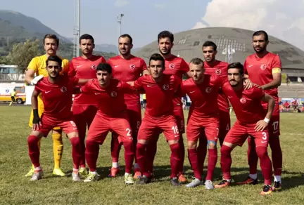 İşitme Engelli Milli Futbol Takımımız, İngiltere'yi 5-0 Mağlup Etti