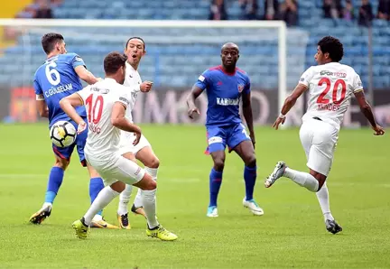 Karabükspor, 10 Kişi Kaldığı Maçta Kayserispor'u 1-0 Mağlup Etti