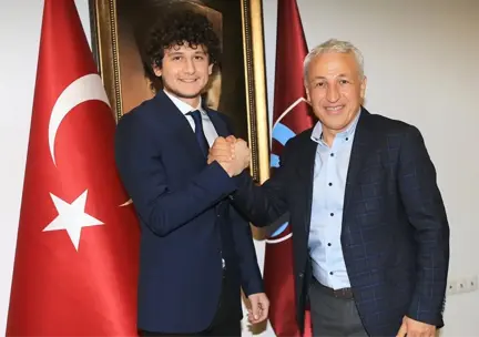 Trabzonspor, Genç Oyuncusu Cafer Tosun'la 2020 Yılına Kadar Sözleşme İmzaladı