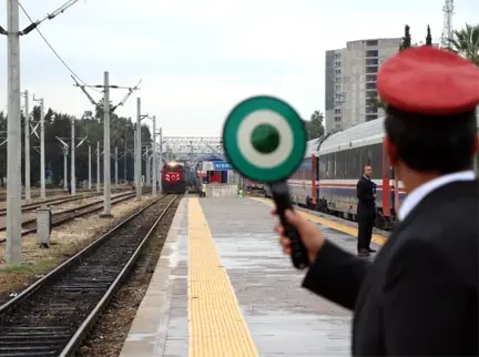 Bakü-Tiflis-Kars Hattındaki İlk Tren, Mersin'e 10 Saat Erken Ulaştı