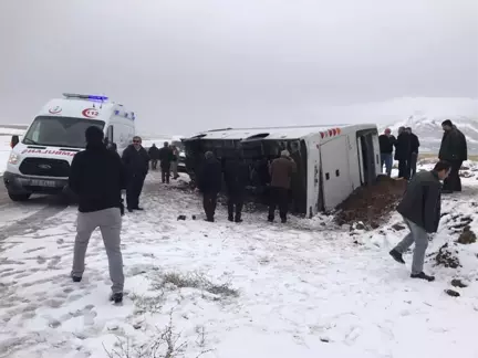 Cenaze Dönüşü Korkunç Kaza: 2 Ölü, 5 Yaralı