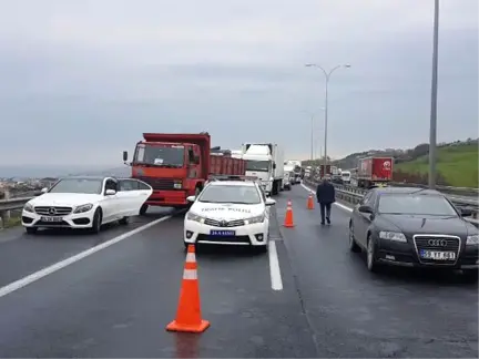 TEM'de Kaza! Ankara Yönü Trafiğe Kapatıldı