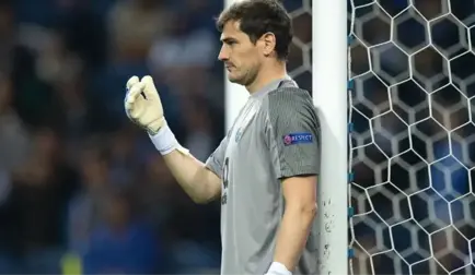 Iker Casillas Futbolu Bıraktı