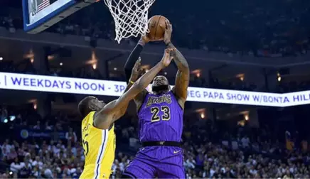 Los Angeles Lakers, Son Şampiyon Golden State Warriors'ı 127-101 Yendi