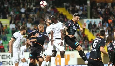 Atiker Konyaspor, Aytemiz Alanyaspor'u 4-2 ile Geçti!