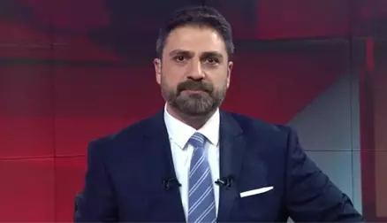 Erhan Çelik, Sevgilisi Elif Dürüst ile Sarmaş Dolaş Görüntülendi