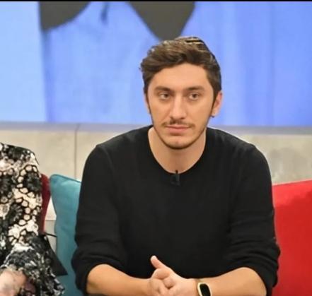 Güllü'nün kaç tane çocuğu var, kaç kızı var?