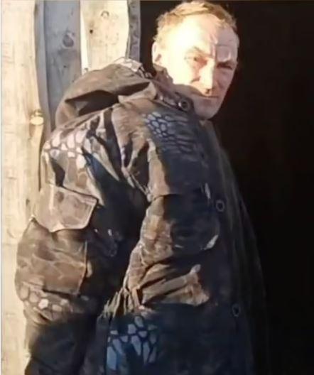 Babasına kin beslediği genç kıza tecavüz edip domuzlara yem etti