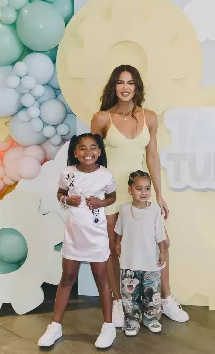 Khloe Kardashian'dan şaşırtan itiraf: 3 yıldır kimseyle birlikte olmadım