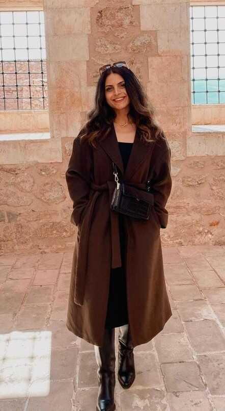 Genç öğretmen, 7'inci kattan atlayarak canına kıydı