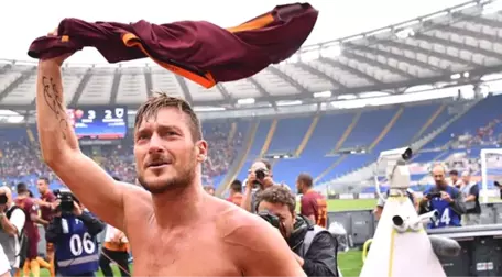 Yaşayan Efsane Totti: İki Aşkım Var, Roma ve Futbol. İkisiyle de Evliyim