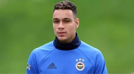 Fenerbahçeli Gregory van der Wiel, Birleşik Arap Emirlikleri'ne Gidiyor