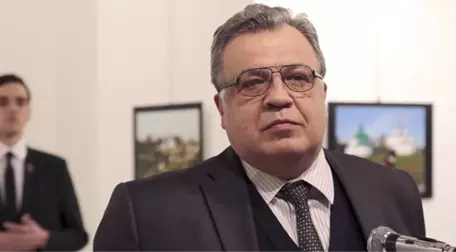 Karlov'un Öldürüldüğü Serginin Organizatörü Gözaltına Alındı