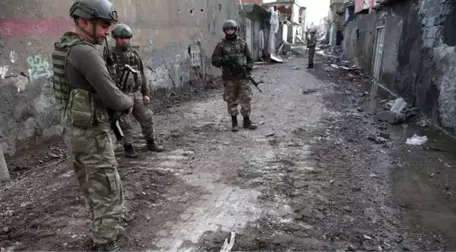 Nusaybin'in 2 Mahallesinde Sokağa Çıkma Yasağı İlan Edildi