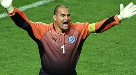 Paraguay'ın Efsane Kalecisi Chilavert'in Aşırı Kilolu Hali Sevenlerini Üzdü