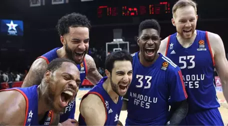 Anadolu Efes, 19 Sayı Geriden Gelerek Emporio Armani Milan'ı 90-86 Yendi