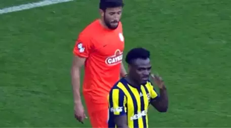 Iraklı Rakibine 'Kokuyorsun' Hareketi Yapan Emenike, Irkçılıktan Yakındı