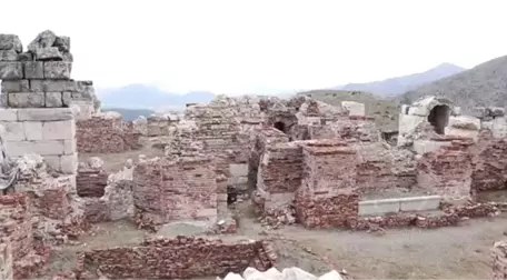 Burdur'un Sagalassos Antik Kenti'ne Turistler Yoğun İlgi Gösteriyor