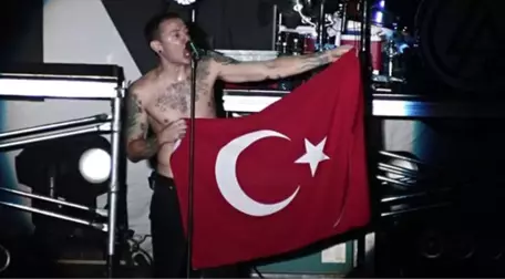 Ünlü Rock Grubu Linkin Park'ın Solisti Chester Bennington İntihar Etti