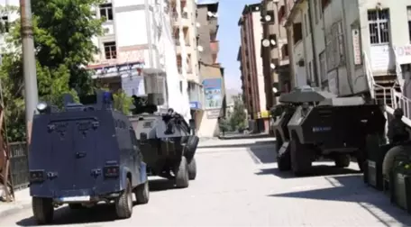 Hakkari'nin Şemdinli İlçesinde 5 Gün Süreyle Sokağa Çıkma Yasağı İlan Edildi