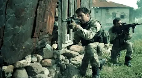 Dağ 2 Filminde Senaryo Gereği Kurtarılan Köyü, PKK Ele Geçirdi